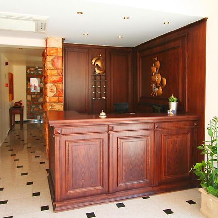 Iris Spa Loutra Edipsou  Zewnętrze zdjęcie